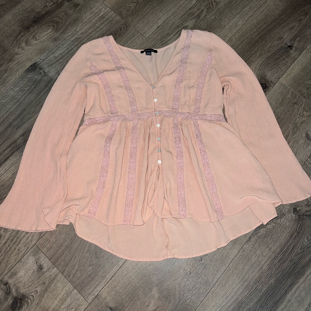 American Eagle Outfitters Blush V-Neck Top with Lace Detailing